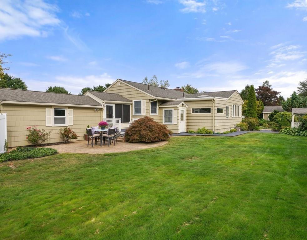 1 Autumn Circle Canton, MA 02021 - Photo 1 of 39 Gallery Image 1