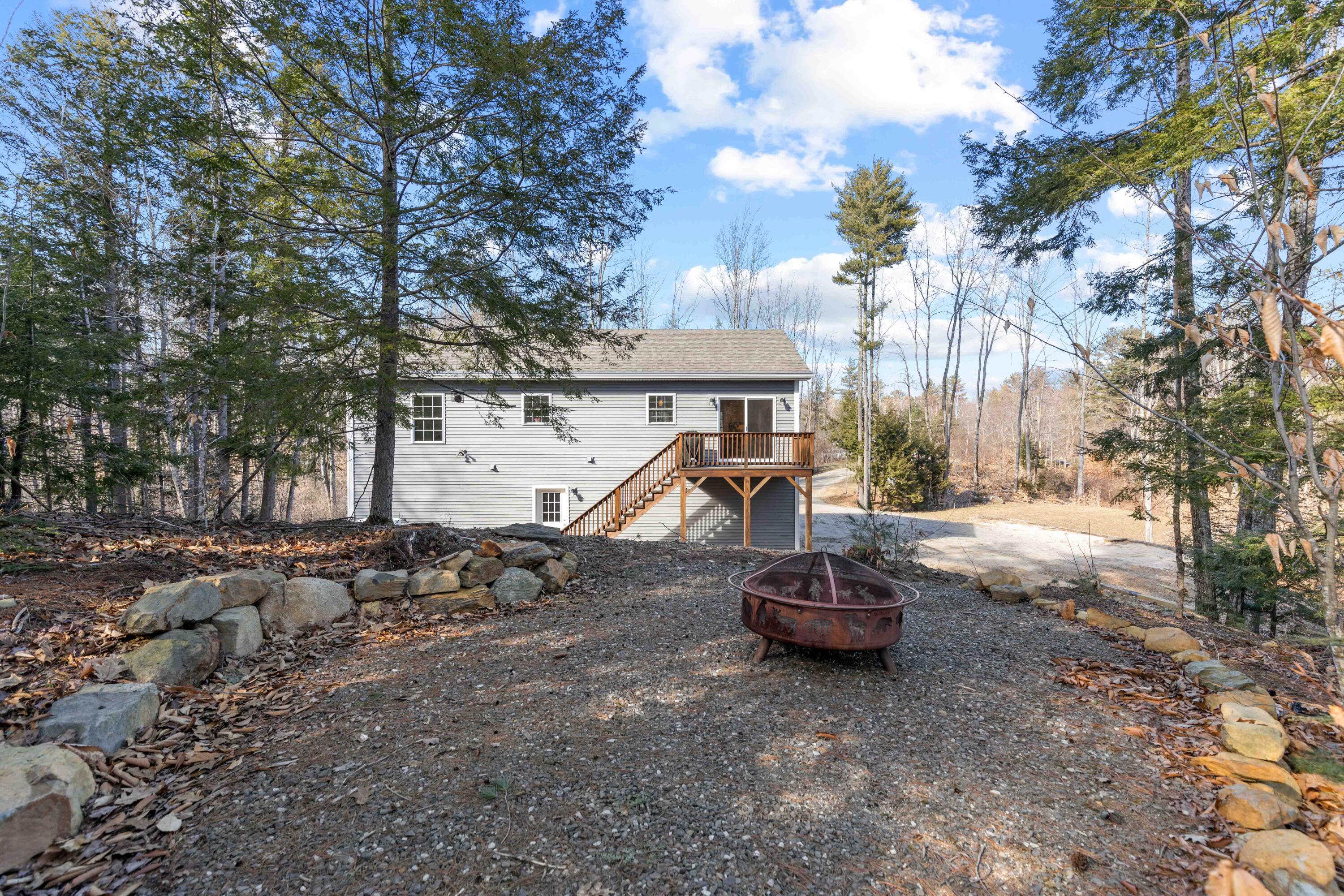 35 Spear Road Standish, ME 04084 - Photo 18 of 23 35 Spear Road Standish_036