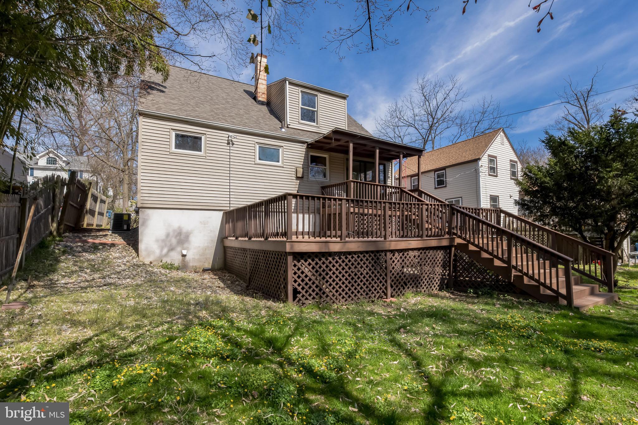 58 Eastwood Road Berwyn, PA 19312 - Photo 27 of 35 Backyard With Tiered Deck