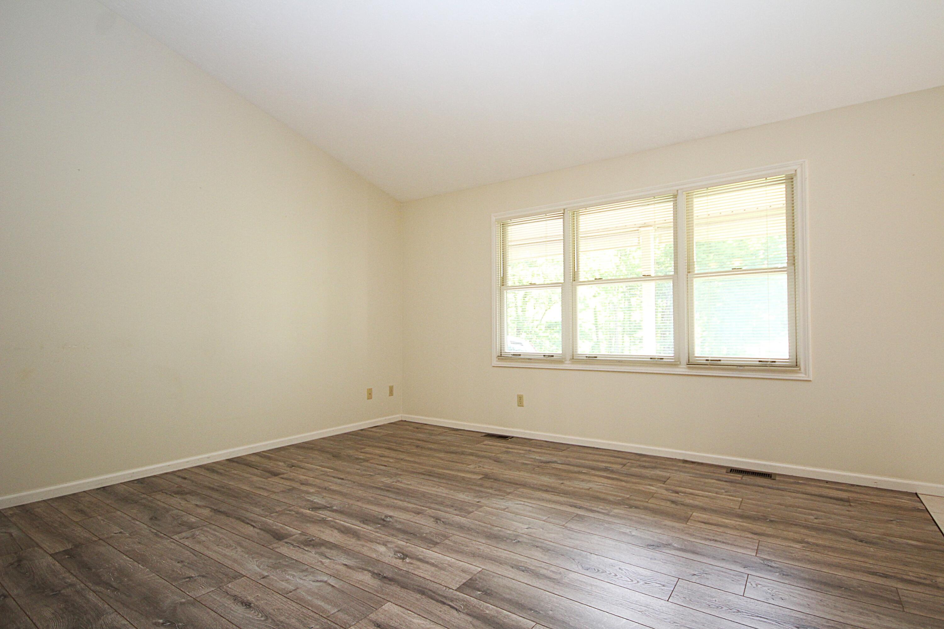 52201 Pine Tree Lane Three Rivers, MI 49093 - Photo 3 of 29 3