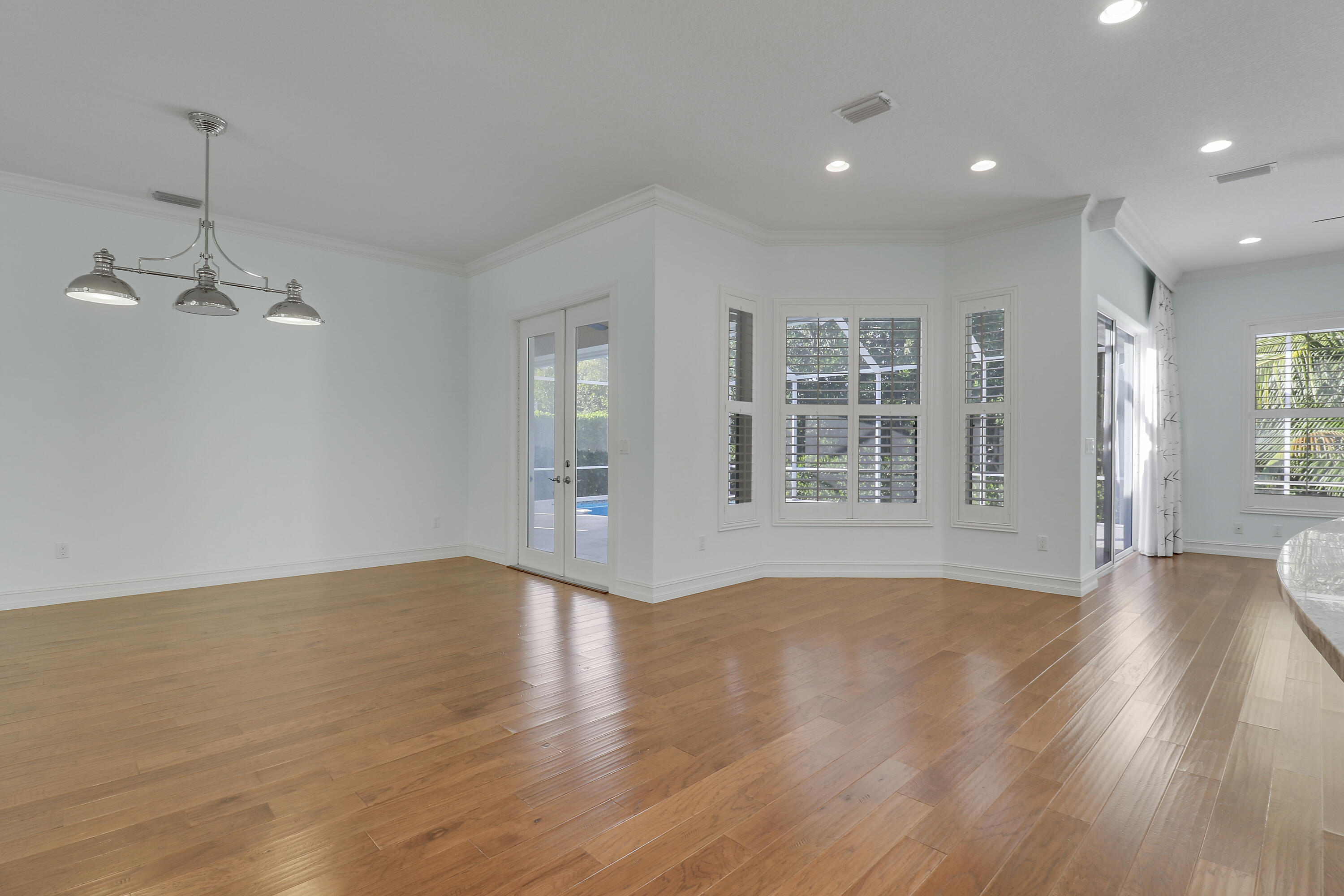 8415 Southeast Governors Way Hobe Sound, FL 33455 - Photo 15 of 105 House2-44