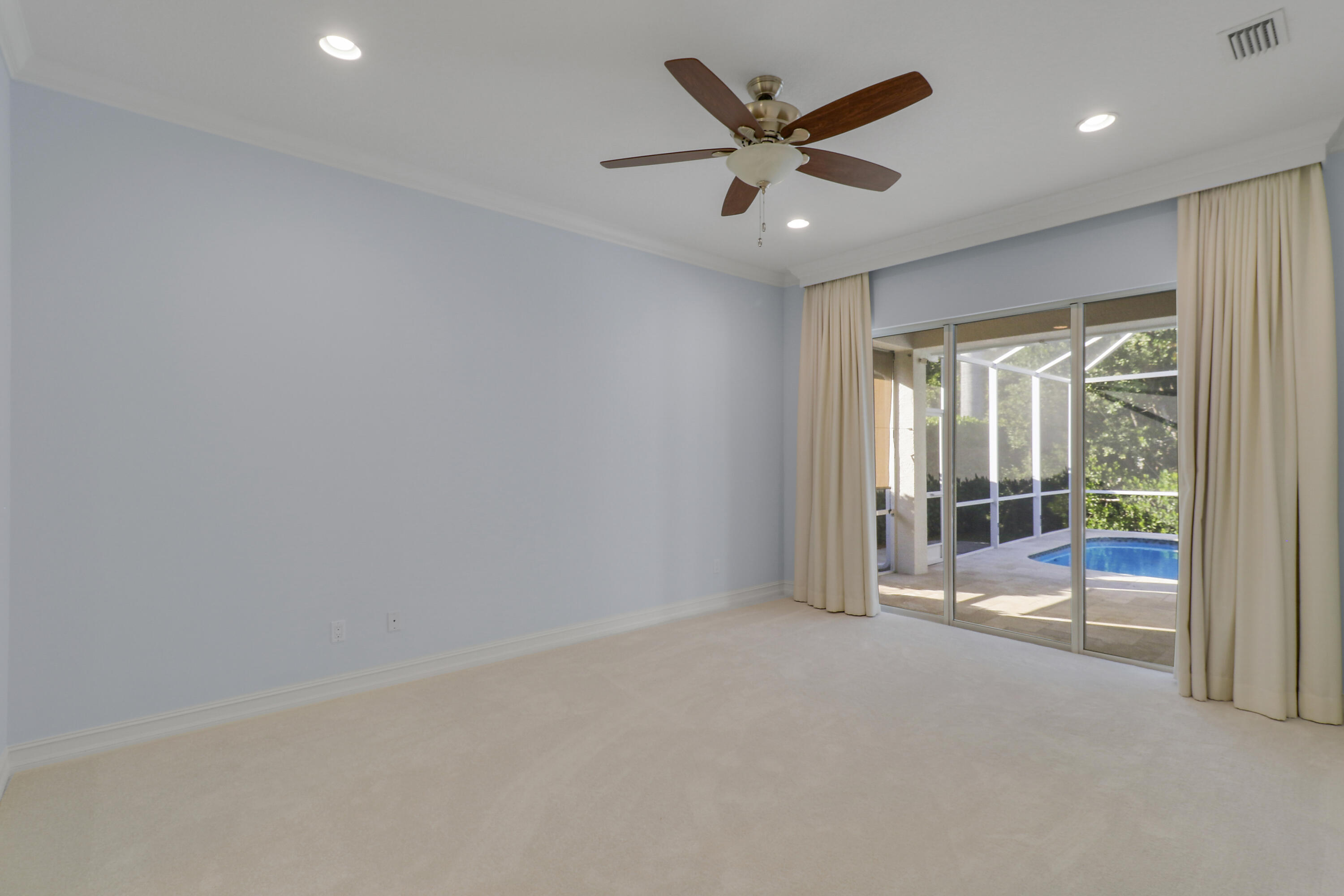 8415 Southeast Governors Way Hobe Sound, FL 33455 - Photo 36 of 105 House2-10