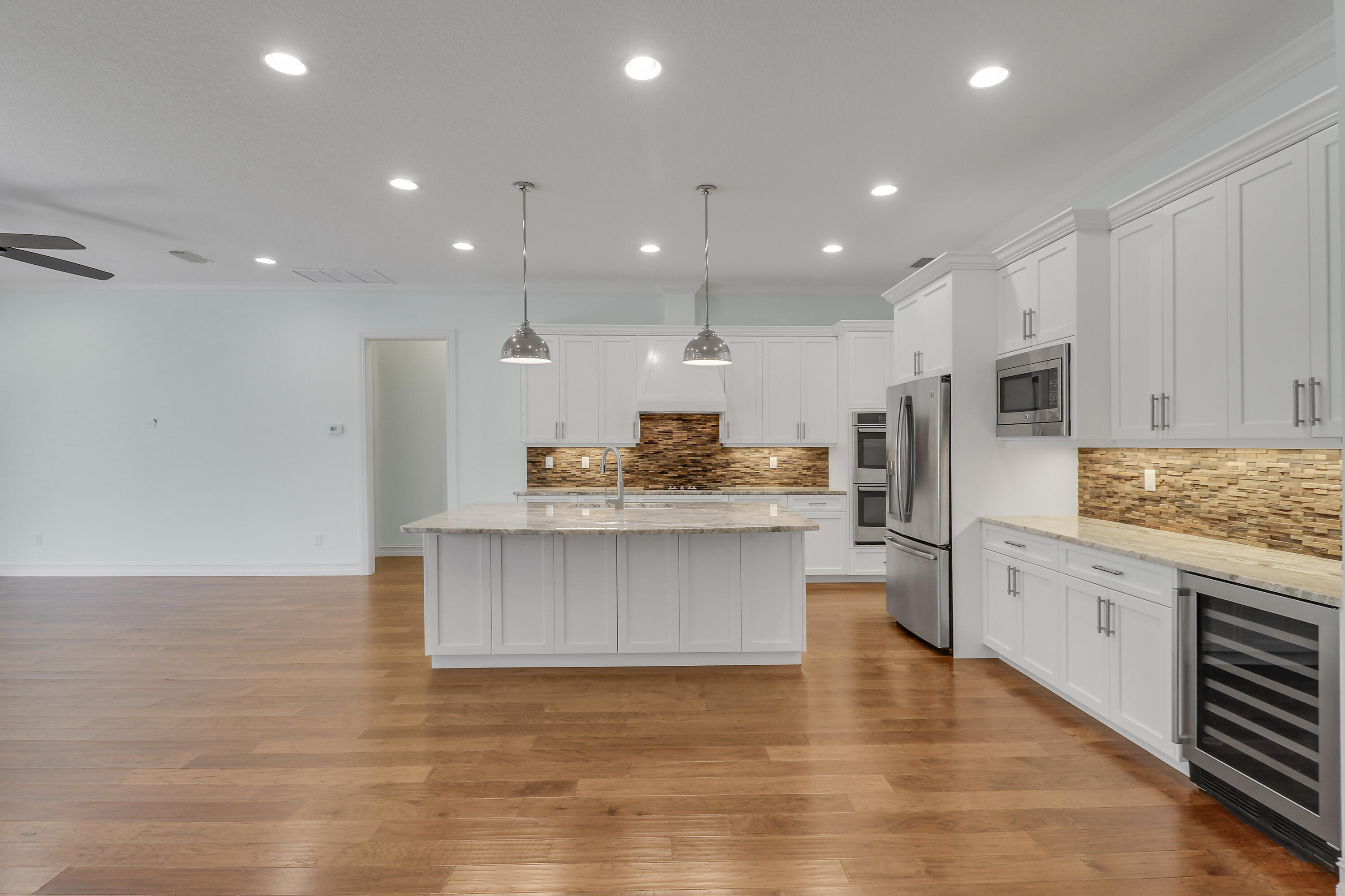 8415 Southeast Governors Way Hobe Sound, FL 33455 - Photo 62 of 105 House2-37