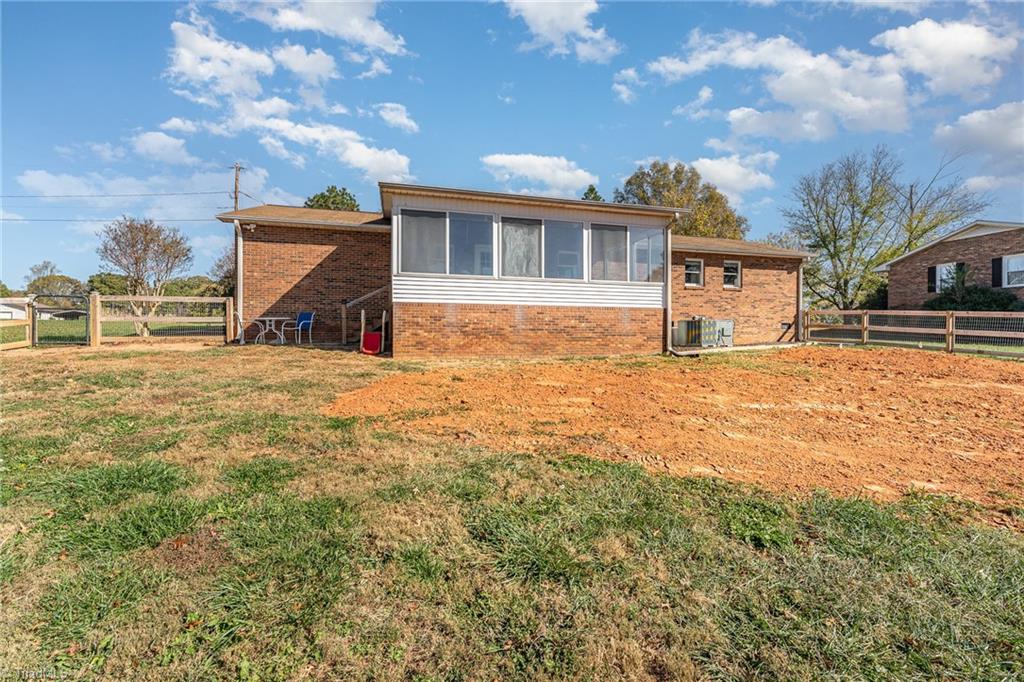 4104 Wickenham Road Walkertown, NC 27051 - Photo 30 of 30 Gallery Image 30