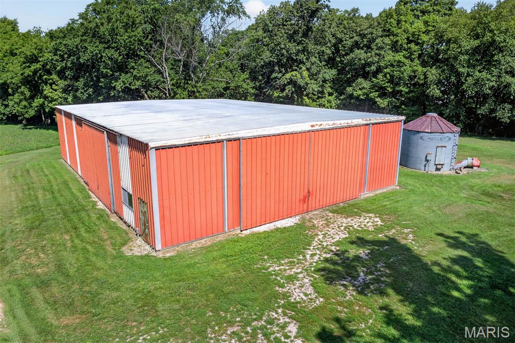 11405 Lake Road Highland, IL 62249 - Photo 38 of 53