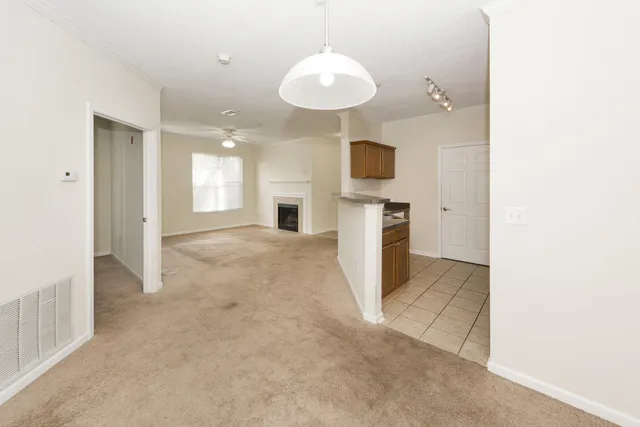 $1,850 | 45 Sycamore Avenue, Unit 1126, Charleston, SC 29407