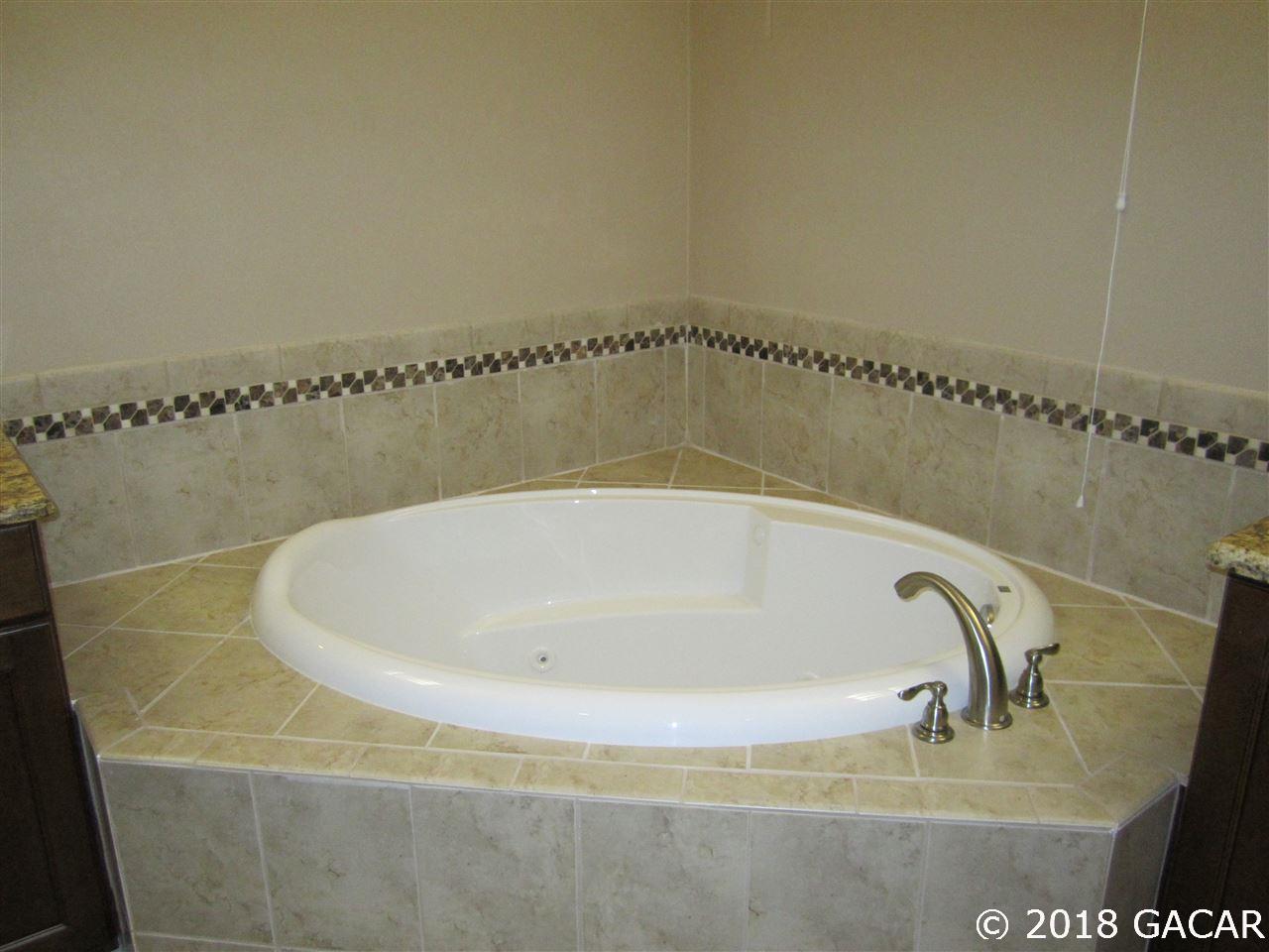 3668 Southwest 73rd Way Gainesville, FL 32608 - Photo 17 of 30 Gallery Image 17