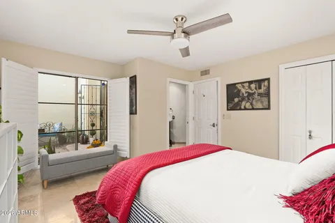 $1,195,000 | 10050 East Mountainview Lake Drive, Unit 10, Scottsdale, AZ 85258