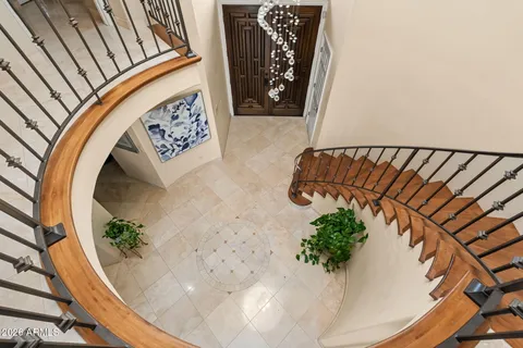 $1,195,000 | 10050 East Mountainview Lake Drive, Unit 10, Scottsdale, AZ 85258