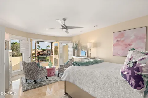 $1,195,000 | 10050 East Mountainview Lake Drive, Unit 10, Scottsdale, AZ 85258