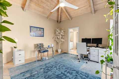 $1,195,000 | 10050 East Mountainview Lake Drive, Unit 10, Scottsdale, AZ 85258