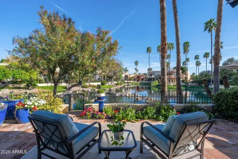 $1,195,000 | 10050 East Mountainview Lake Drive, Unit 10, Scottsdale, AZ 85258