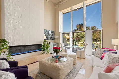 $1,195,000 | 10050 East Mountainview Lake Drive, Unit 10, Scottsdale, AZ 85258
