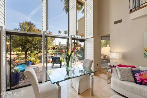 $1,195,000 | 10050 East Mountainview Lake Drive, Unit 10, Scottsdale, AZ 85258