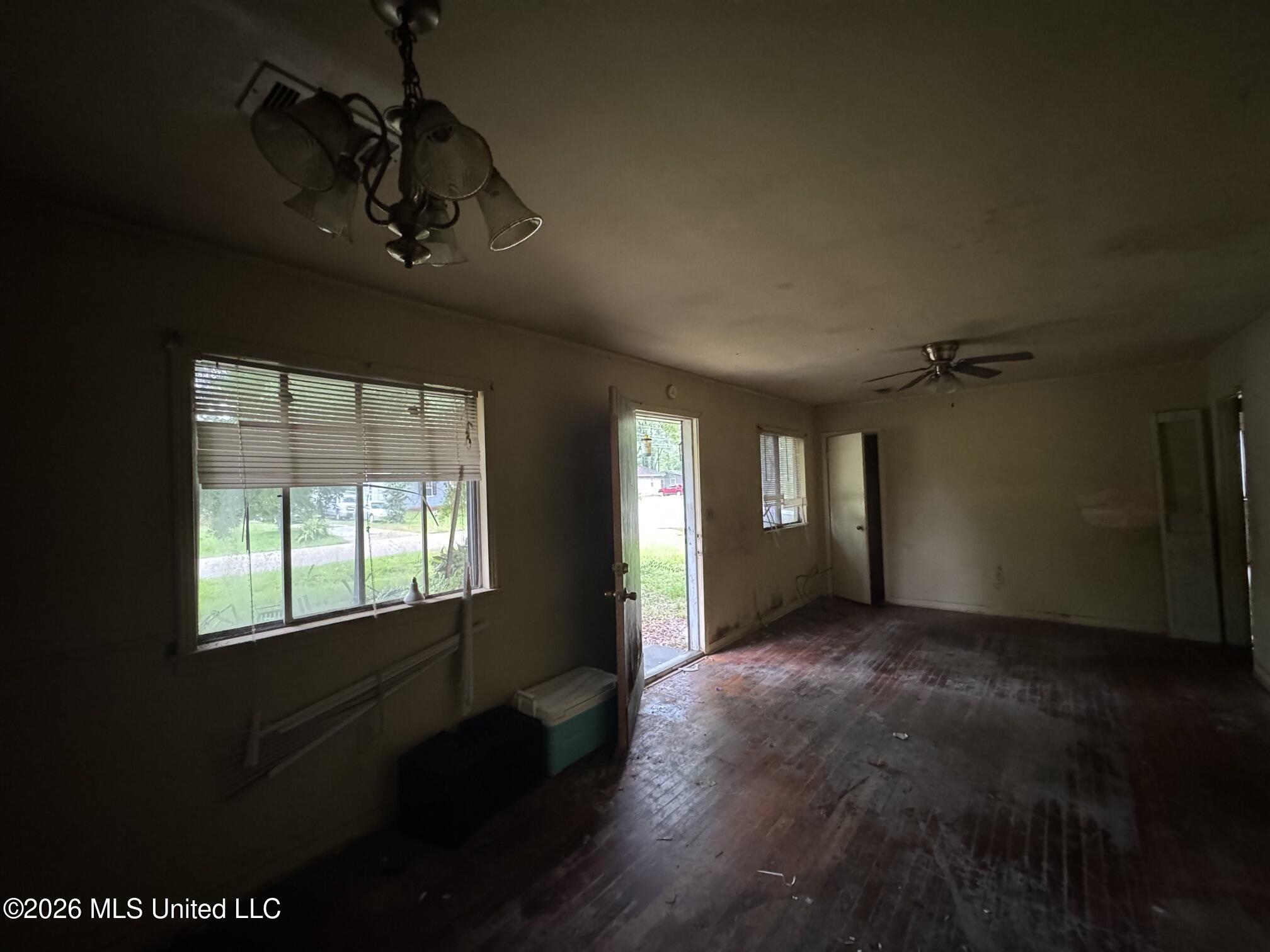 5652 Heard Street Jackson, MS 39206 - Photo 3 of 10 IMG_8624