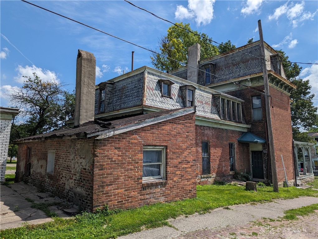 411 South Limestone Street Springfield, OH 45506 - Photo 5 of 5