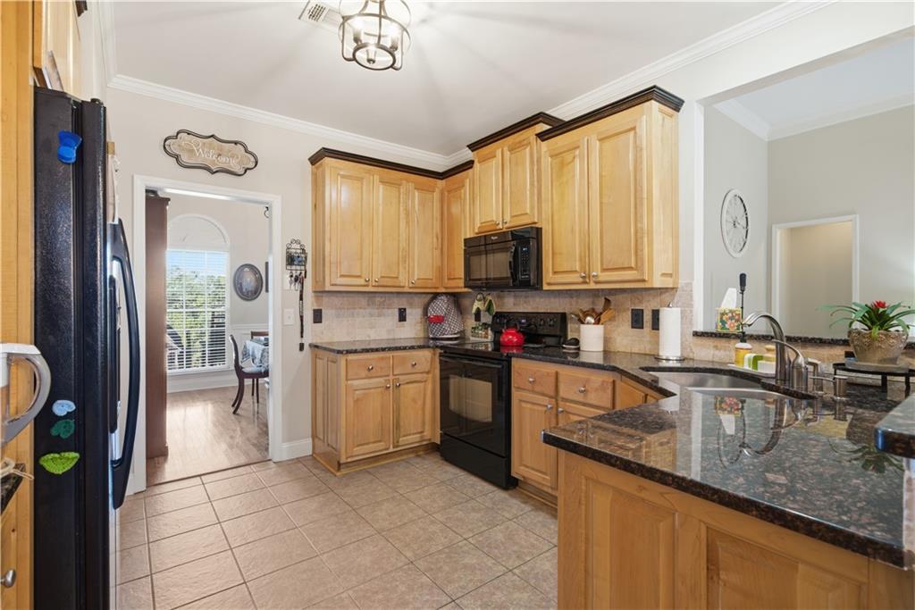 15 Isabella Court Cartersville, GA 30121 - Photo 3 of 40