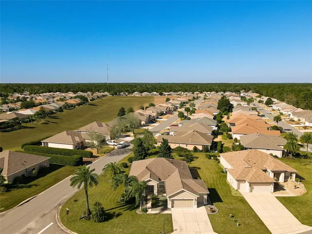$399,500 | 11703 Southeast 91st Circle, Summerfield, FL 34491