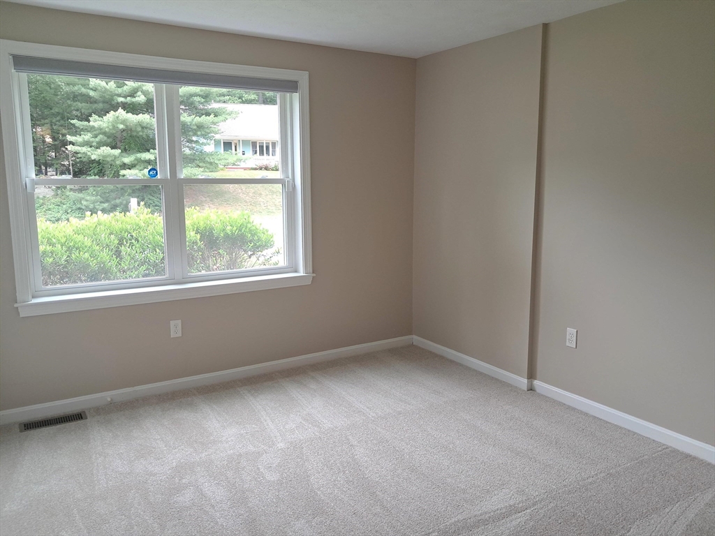 4 Sterling Way, Unit 4 Hudson, NH 03051 - Photo 22 of 42