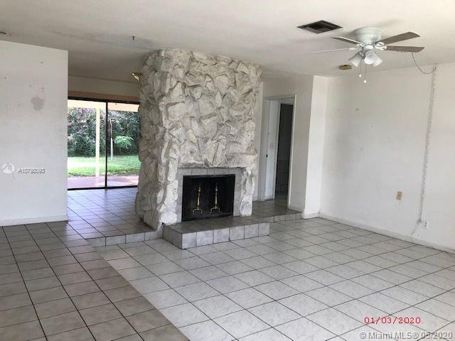 2760 Northeast 2nd Avenue Boca Raton, FL 33431 - Photo 2 of 16