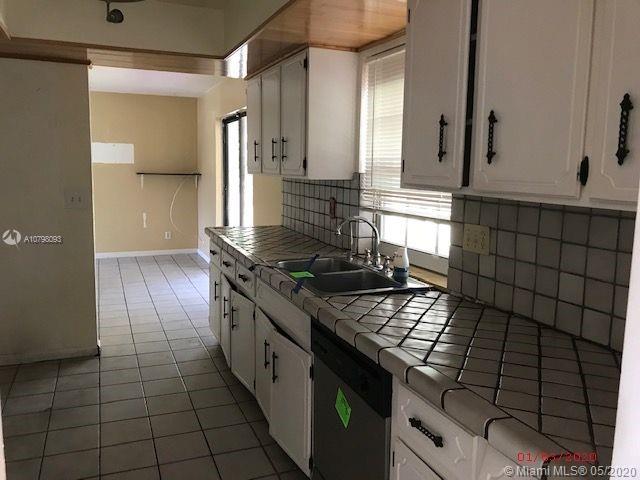 2760 Northeast 2nd Avenue Boca Raton, FL 33431 - Photo 5 of 16