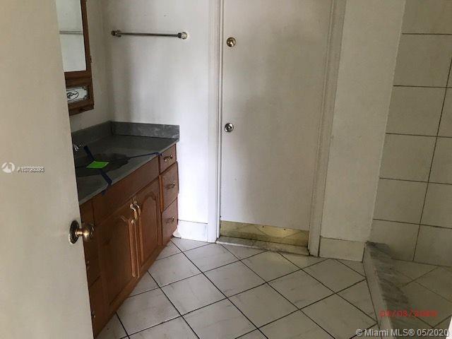 2760 Northeast 2nd Avenue Boca Raton, FL 33431 - Photo 7 of 16