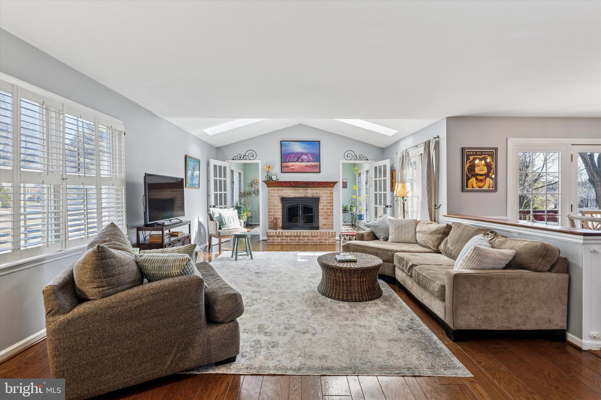 14 Willow Pond Road Malvern, PA 19355 - Photo 13 of 43 Large Family Room with Fireplace