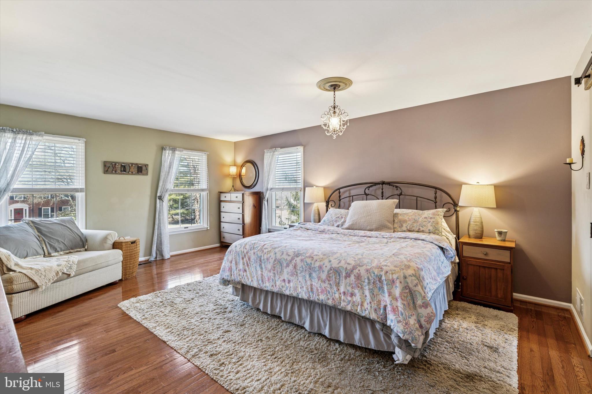 14 Willow Pond Road Malvern, PA 19355 - Photo 23 of 43 Large Master Bedroom