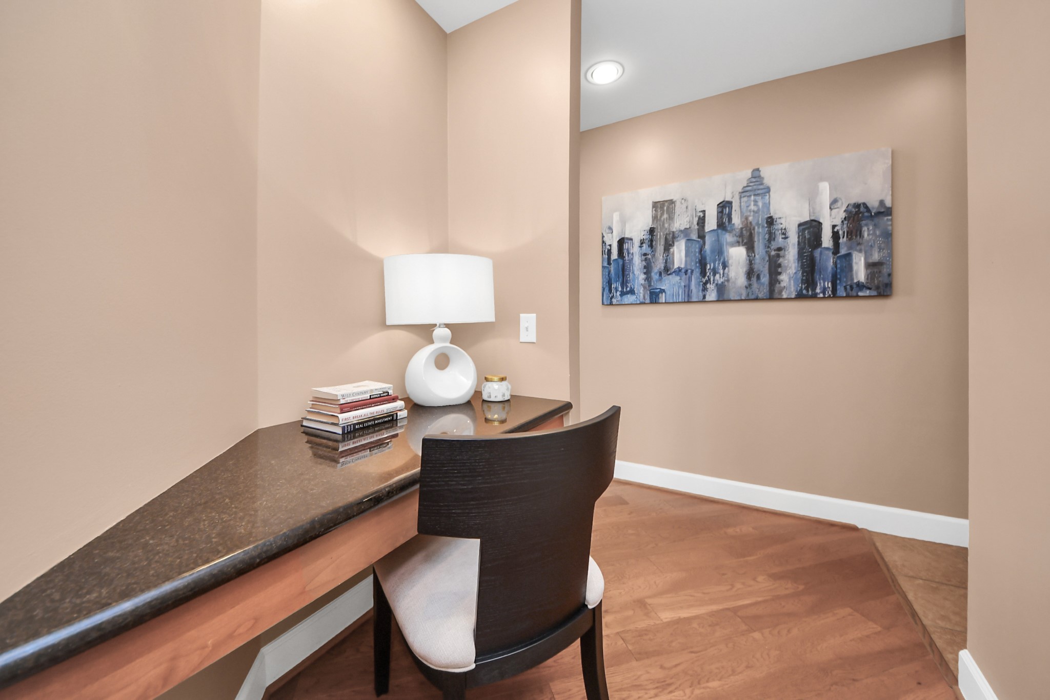 2203 Dorrington Street, Unit 400 Houston, TX 77030 - Photo 30 of 43 a view of a hallway with seating area