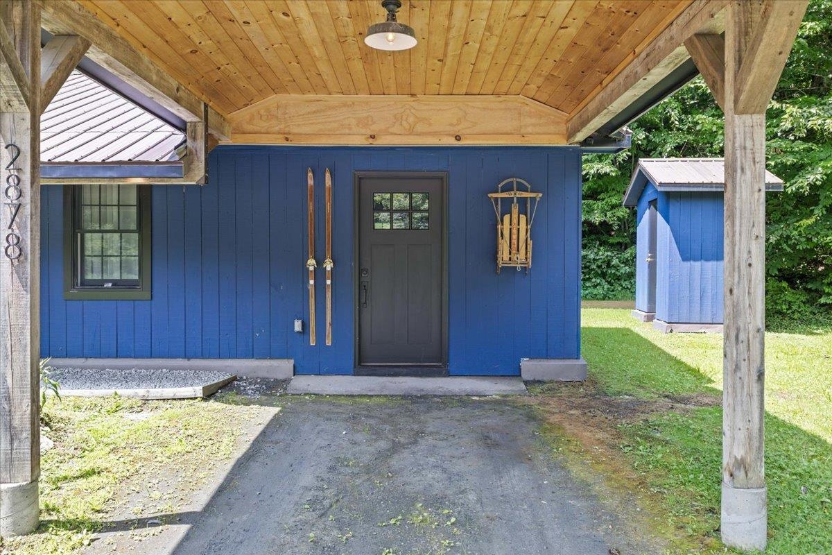 2878 Waterbury Road Stowe, VT 05672 - Photo 32 of 43