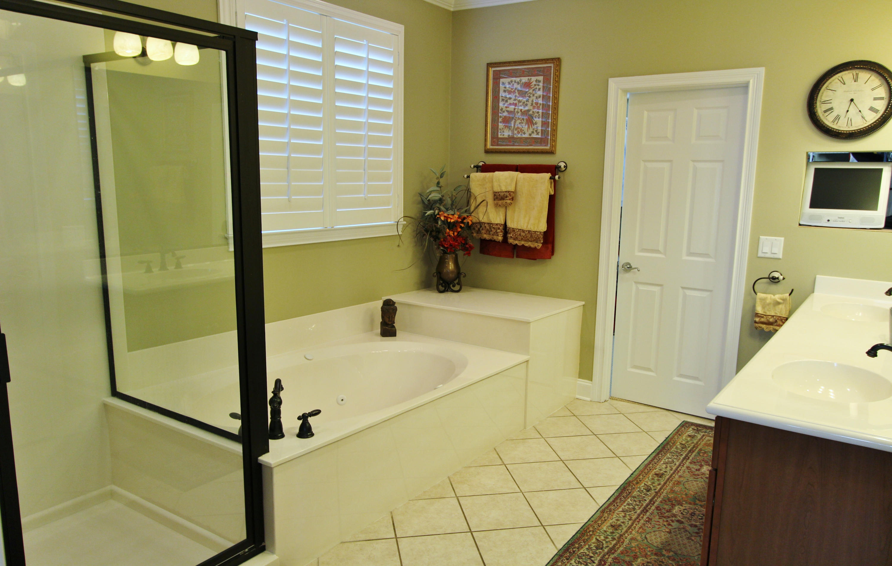 3853 Hubbard Road Loudon, TN 37774 - Photo 29 of 40 Master Bath