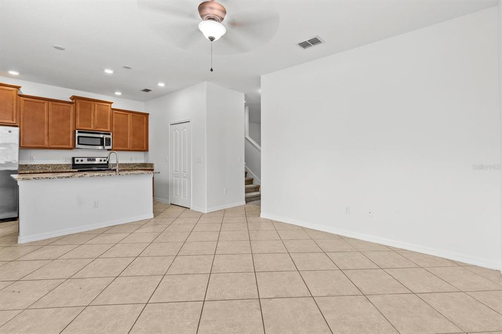 13075 Calderdale Avenue Windermere, FL 34786 - Photo 4 of 19