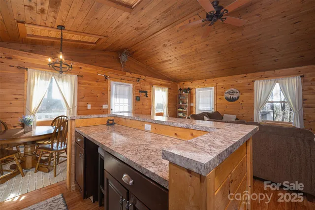 $385,000 | 7042 Martin Lane, Morganton, NC 28655