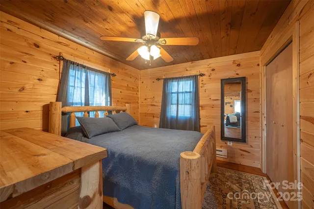 $385,000 | 7042 Martin Lane, Morganton, NC 28655