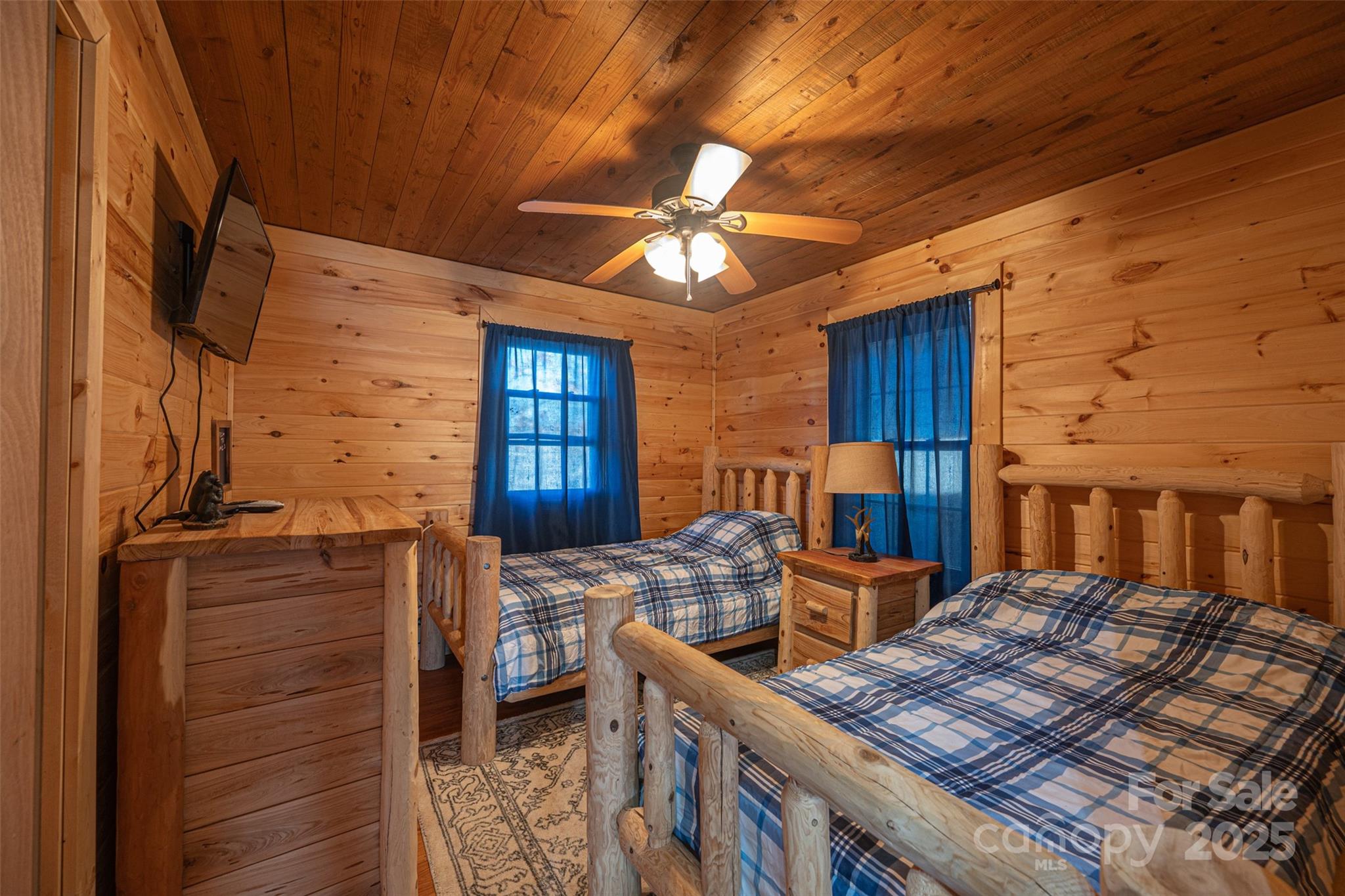 7042 Martin Lane Morganton, NC 28655 - Photo 20 of 26 a view of a dining room with furniture
