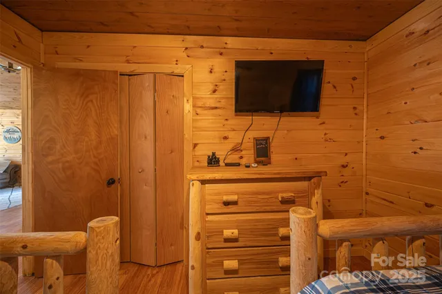 $385,000 | 7042 Martin Lane, Morganton, NC 28655