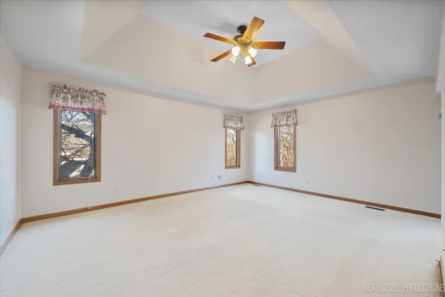 $635,000 | 1599 Far Hills Drive, Bartlett, IL 60103