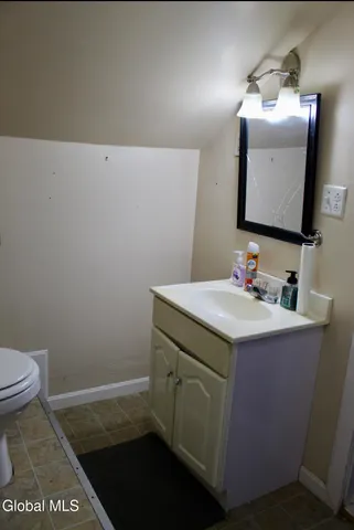 $130,000 | 364 Steele Ave Extension, Gloversville, NY 12078