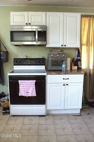 $130,000 | 364 Steele Ave Extension, Gloversville, NY 12078