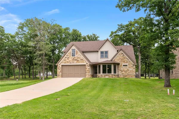 $639,900 | 375 St Andrews Drive, Mabank, TX 75156