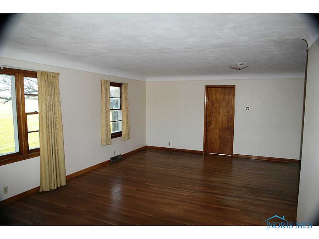 5717 Skadden Road Sandusky, OH 44870 - Photo 5 of 13 Gallery Image 5