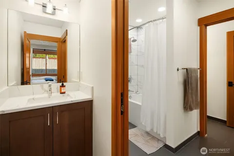 $1,585,000 | 14625 Southeast 14th Street, Bellevue, WA 98007