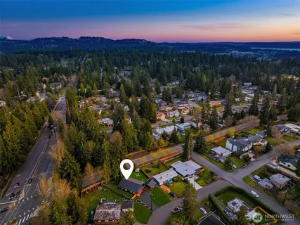 $1,585,000 | 14625 Southeast 14th Street, Bellevue, WA 98007