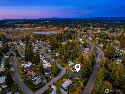 $1,585,000 | 14625 Southeast 14th Street, Bellevue, WA 98007