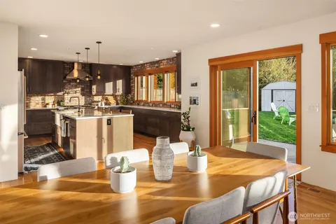 $1,585,000 | 14625 Southeast 14th Street, Bellevue, WA 98007