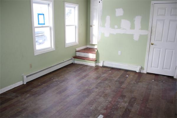 37 Anzio Road Athol, MA 01331 - Photo 8 of 9 an empty room with windows