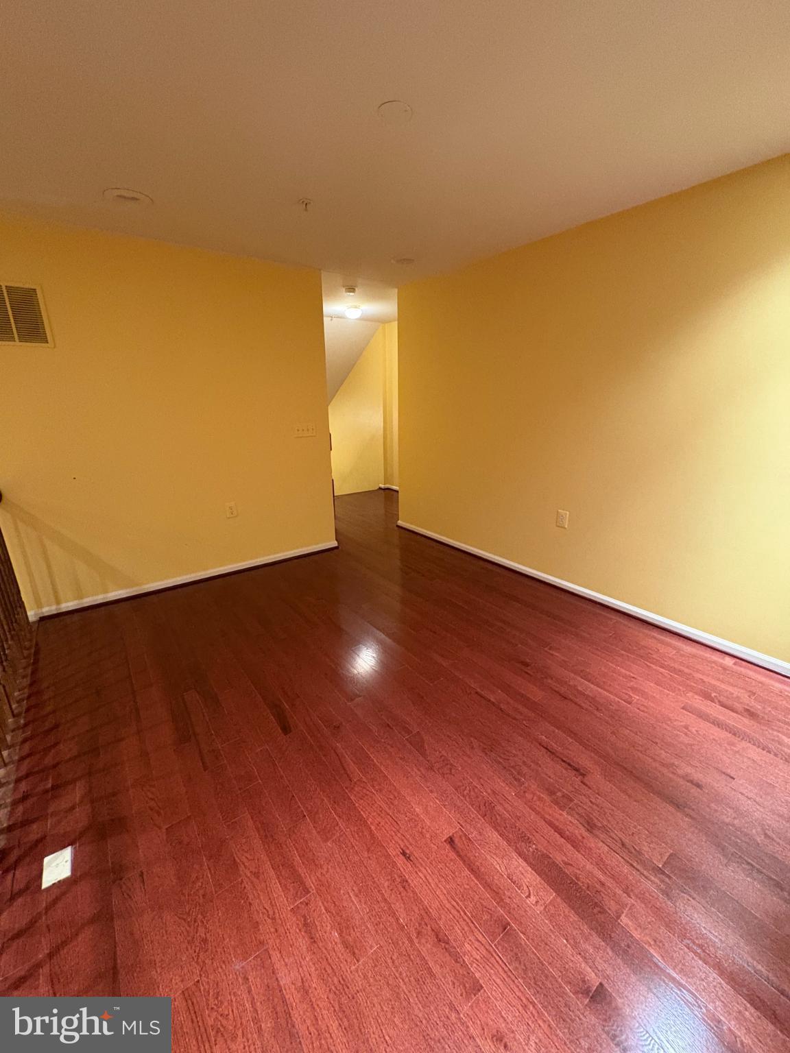 950 Nathaniel Trail Warminster, PA 18974 - Photo 40 of 66 Spacious Loft with warm yellow walls.