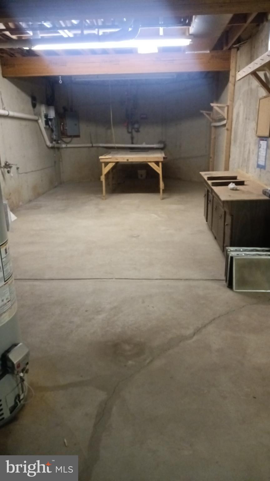 950 Nathaniel Trail Warminster, PA 18974 - Photo 48 of 66 Spacious, versatile workshop area.