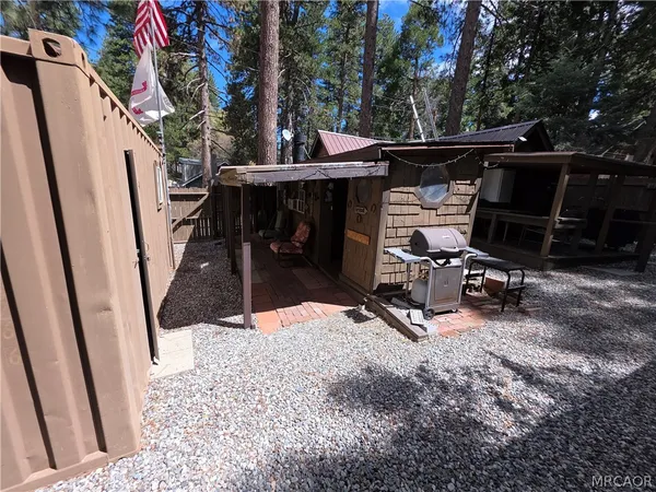 $225,000 | 2606 Whispering Pines Drive, Running Springs, CA 92382