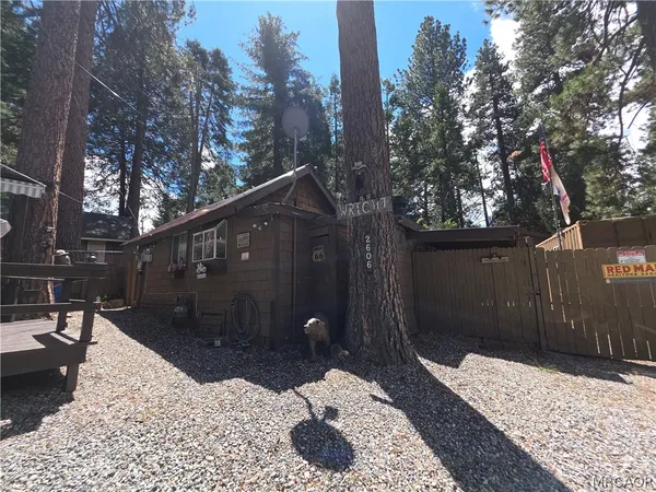 $225,000 | 2606 Whispering Pines Drive, Running Springs, CA 92382